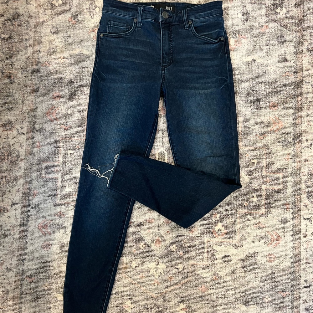 These are an ankle skinny